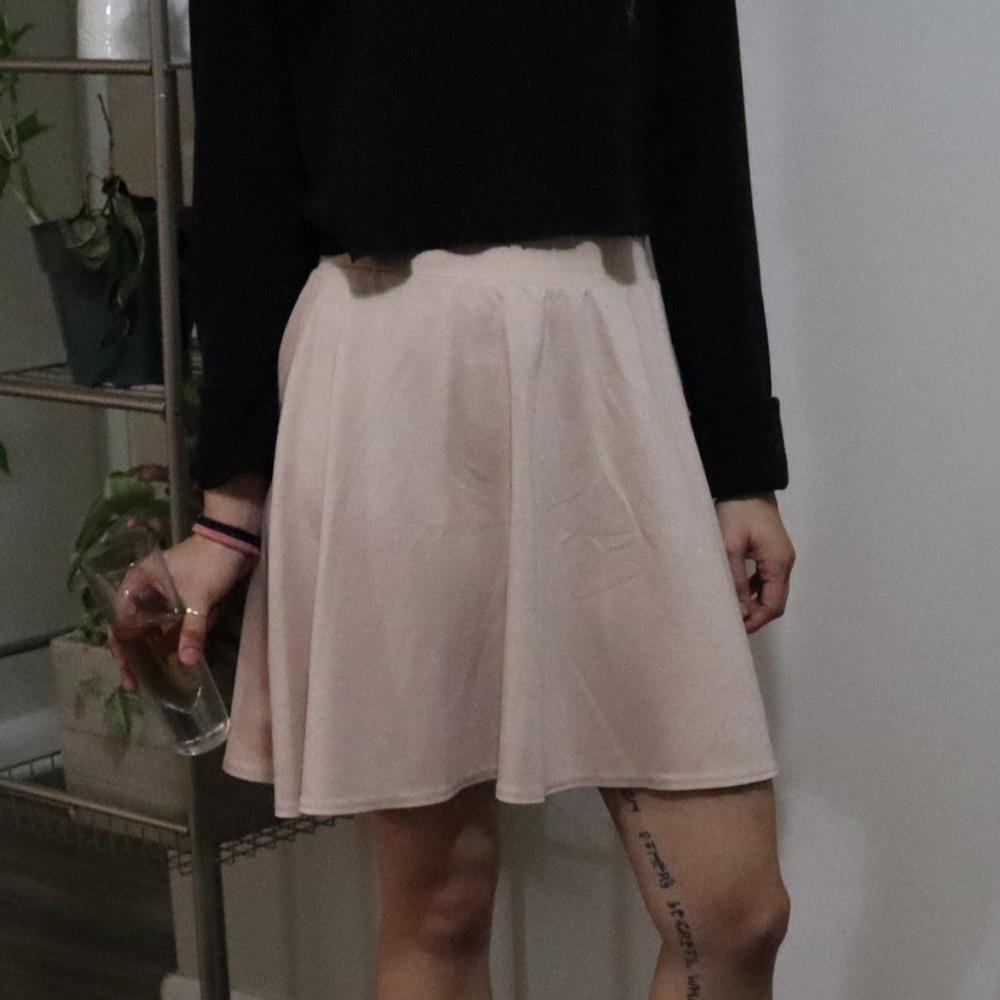 pink skirt